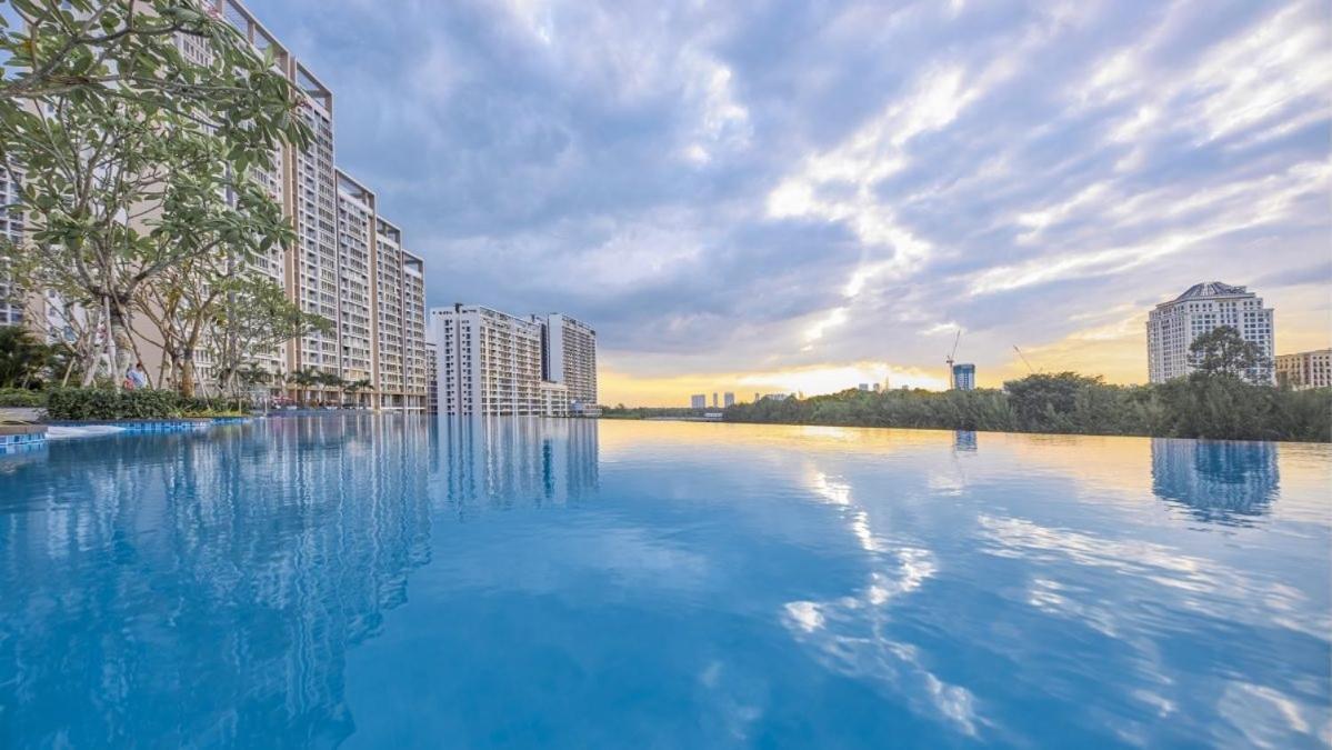 The Peak Midtown Twobedroom With Balcony Ho Chi Minh City Exterior photo
